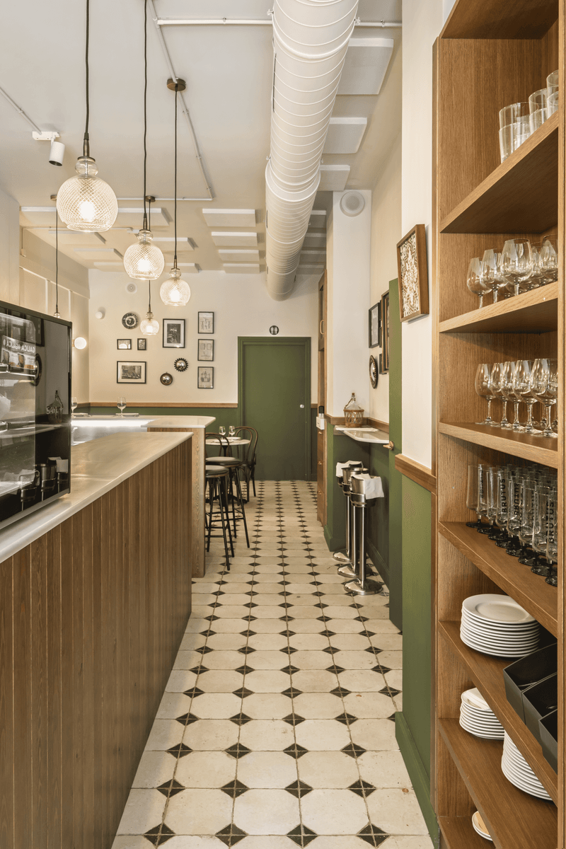 Bodega Dalmau - Interior View 4